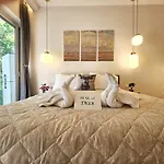 Seal Of Deer - Castle View - 5 Minute Walk To The 아파트 *